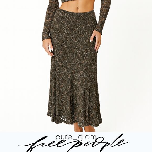 Free People matching set co-ord lace top and skirt - Picture 3 of 7